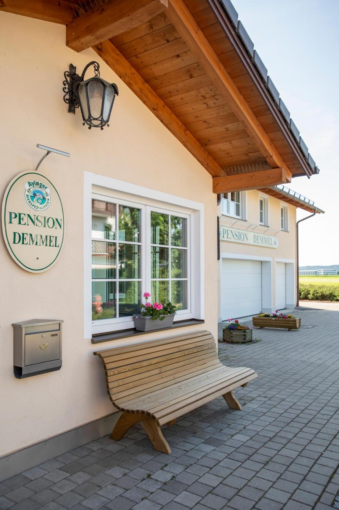 Pension Demmel, Bed & Breakfast Bruckmühl Екстериор снимка